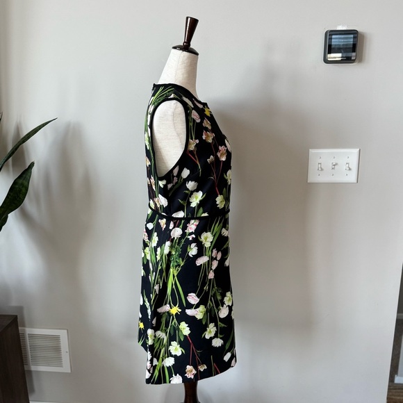 VICTORIA BECKHAM x TARGET Black English Floral Dress Sheath Crew Sleeveless - Picture 6 of 8